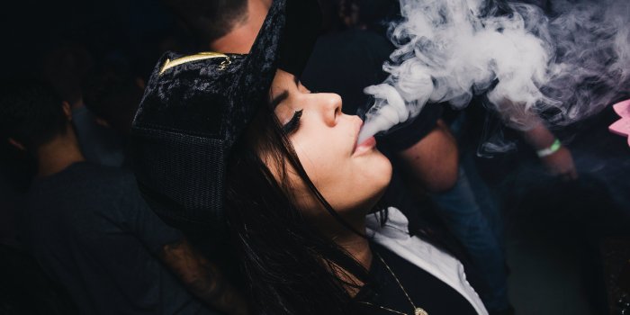 4928x3264 Weed Girl Wallpapers Hd ✓ Fitrini's Wallpaper