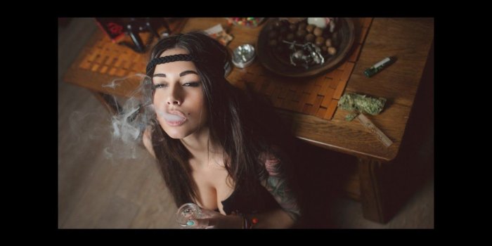 1280x720 Smoking Weed Girl Wallpaper | Wallpapersimages.org