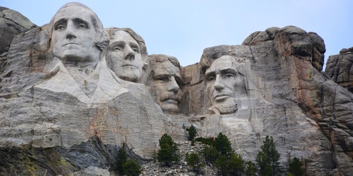 1920x1280 Mount Rushmore National Memorial in the Black Hills region of South