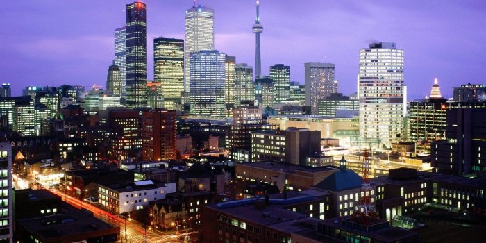 1440x900 Download wallpaper 1440x900 toronto, canada, night, city, lights