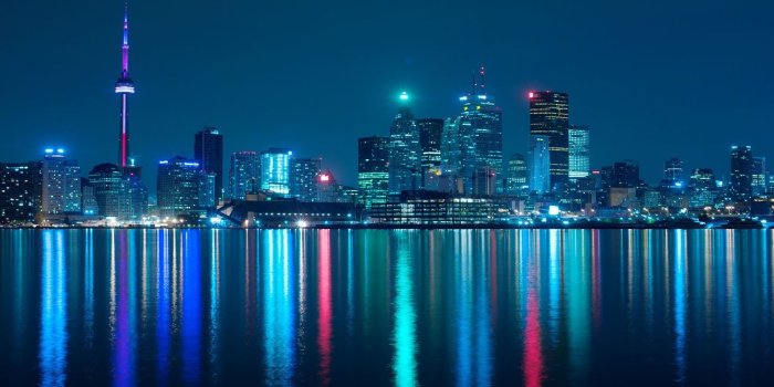 1600x1000 40+] Toronto Wallpaper HD on WallpaperSafari