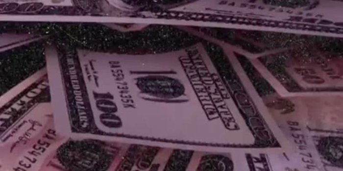 750x1334 Victoria on Stuff ⭐ in 2019 | Hypebeast wallpaper, Money