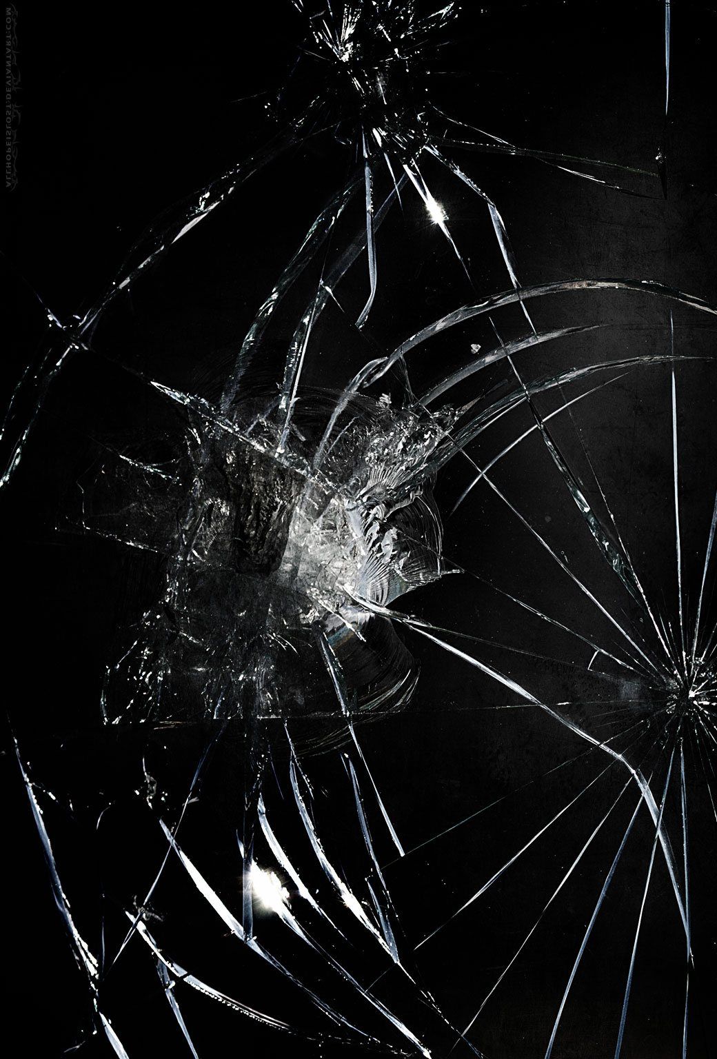1040x1536 Broken - Realistic Cracked Screen, Hd Wallpapers & backgrounds