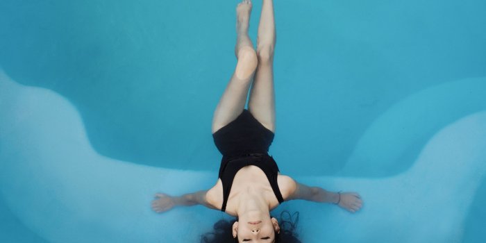 3200x2400 Woman Pool Aesthetic ❤ 4K HD Desktop Wallpaper for 4K Ultra HD TV