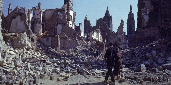 1440x900 Recently Damaged A City In Syria [1440x900] : wallpaper