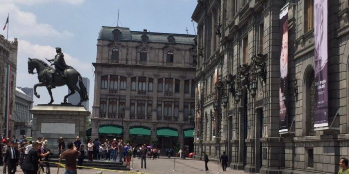 1024x768 As Mexico Searches for Survivors After Massive Quake, Museums