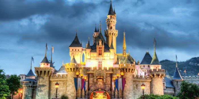 1920x1080 70+ Disneyland Castle Wallpapers on WallpaperPlay