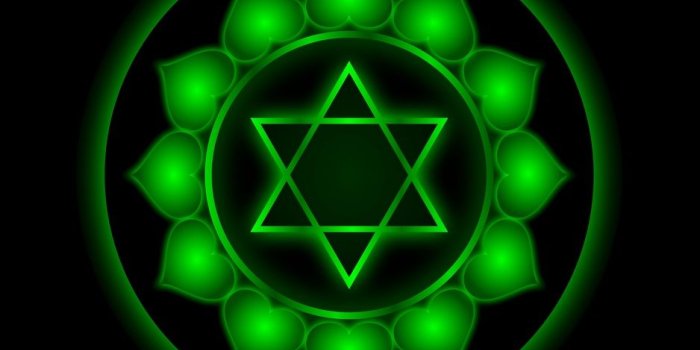 938x1668 Download wallpaper 938x1668 chakra, heart, sign, symbol iphone 8/7