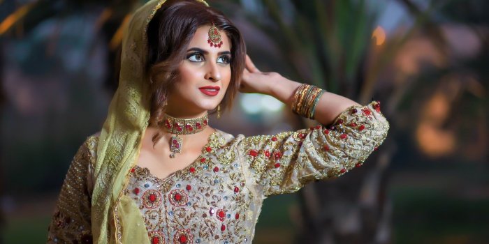 1920x1280 Dupatta Girl Beautiful Images and Pictures