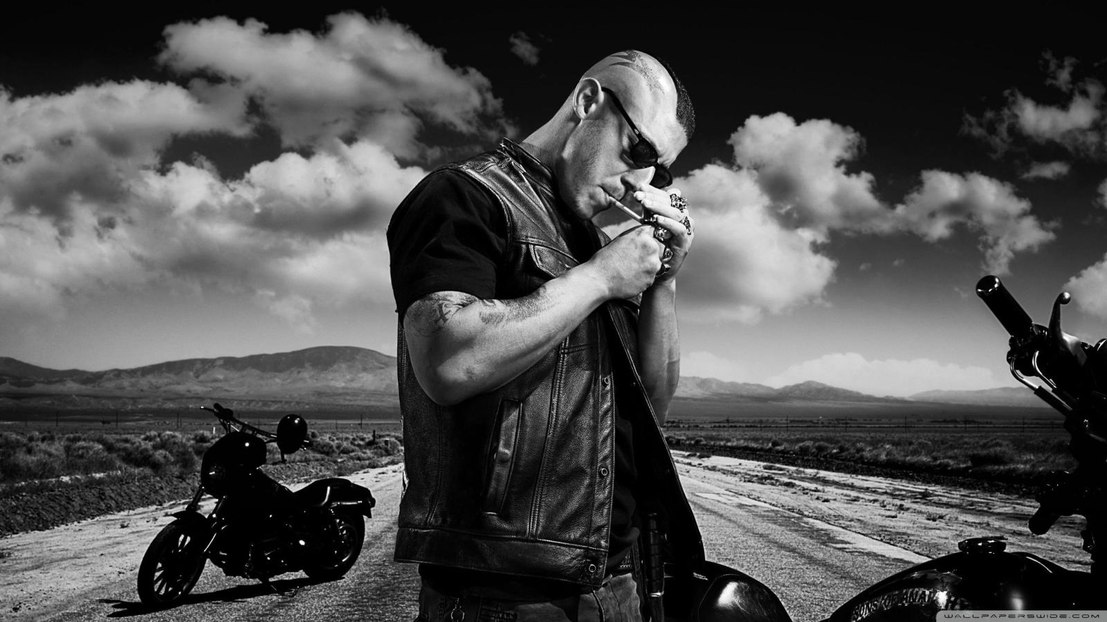 2560x1440 Outlaw Biker Wallpaper (61+ images)