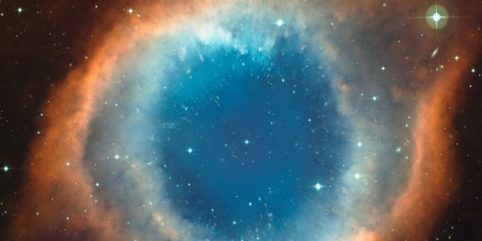 744x1216 Helix nebula eye of god iPhone 4s Wallpapers Free Download