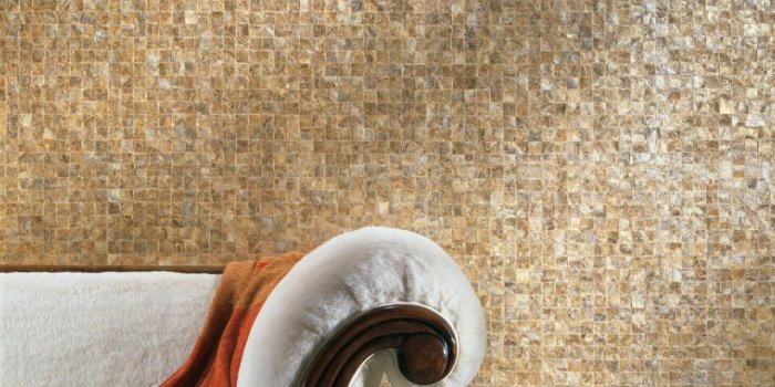 966x1288 The Latest in Wall Covering Trends | Wallpappers | Gold wallpaper