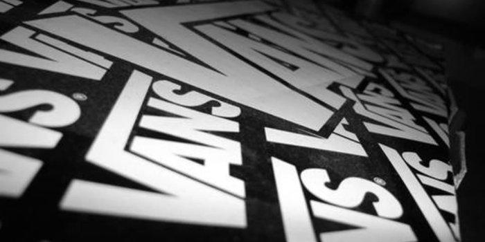1024x768 77+] Vans Logo Wallpaper on WallpaperSafari