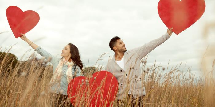 3840x2160 Happy Couple Wallpapers