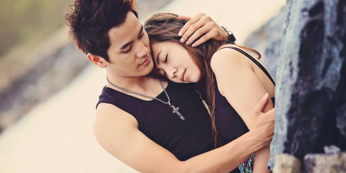 3840x2685 2093769 happy couple hugging | Stock | Tokkoro.com Amazing HD Wallpapers