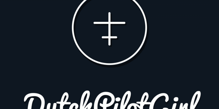 1900x1900 Dutch Pilot Girl -