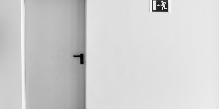 3551x2663 5357424 3551x2663 #indoors, #escape, #minimal, #quit, #monochrome