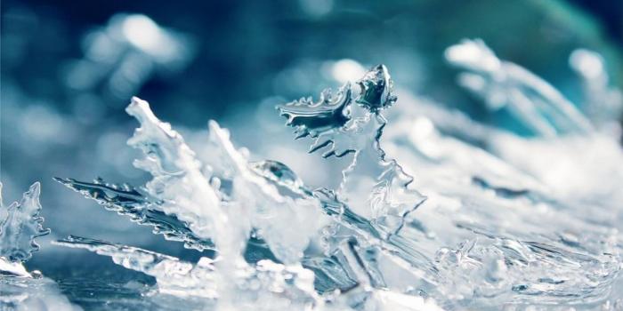 1366x768 Ice crystals wallpaper desktop