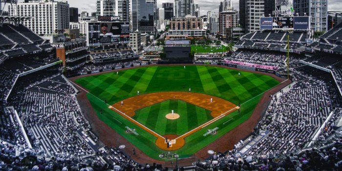 1125x2436 Baseball Field, Grass, Goal, Arena, Competition Event Wallpaper for