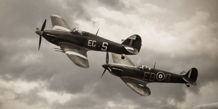 3840x2160 Hawker Hurricane And Supermarine Spitfire Plane Wallpapers