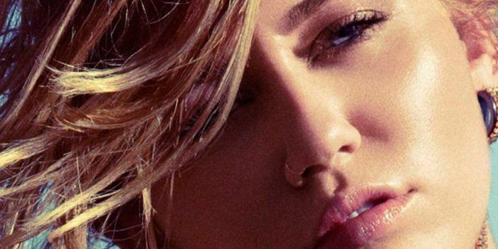 950x1689 Download Miley Cyrus 2019 Free Pure 4K Ultra HD Mobile Wallpaper