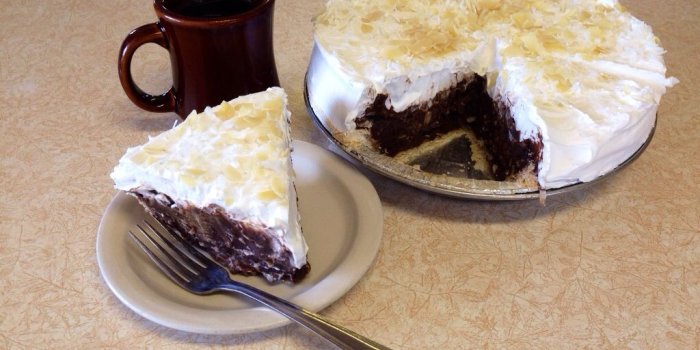 1024x768 Almond Joy | Schmucker's Restaurant