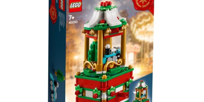 1024x768 2018 LEGO Seasonal Christmas Carousel (40293) Revealed