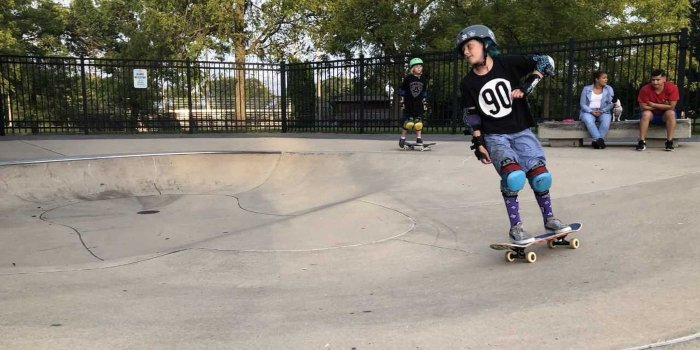 1400x1050 He's on different level': Preteen Waukegan skateboarder competes