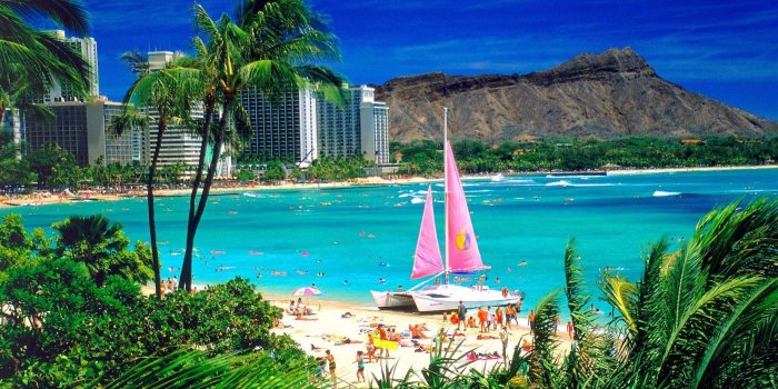 2560x1600 Hawaiian Beach Wallpapers