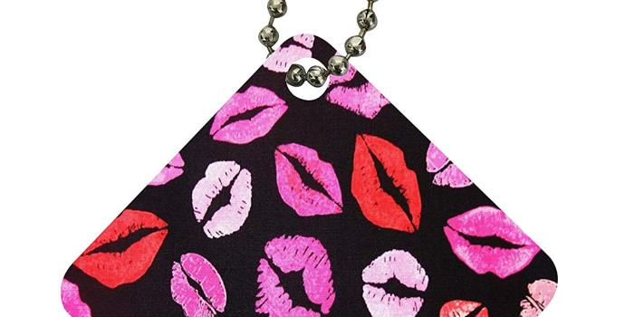1125x1500 Amazon.com : Lipstick Lips Kisses Wallpaper Diamond Keychain by