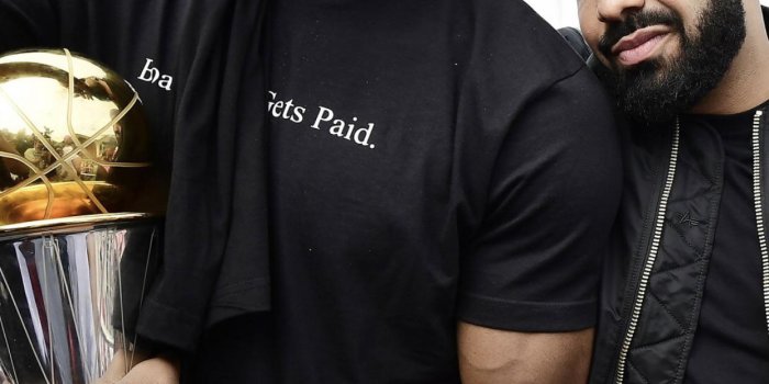 1242x2208 Kawhi and Drake iPhone Wallpaper (Photo by Frank Gunn) : torontoraptors