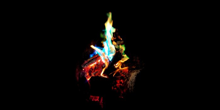 2560x1440 fire, Night, Colorful 4K HD wallpaper | 2560x1440