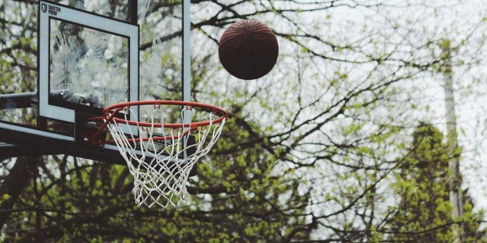 1366x768 Download wallpaper 1366x768 basketball, ring, ball, throw tablet