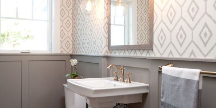 736x1104 30 Gorgeous Wallpapered Bathrooms | Home Design | Wainscoting