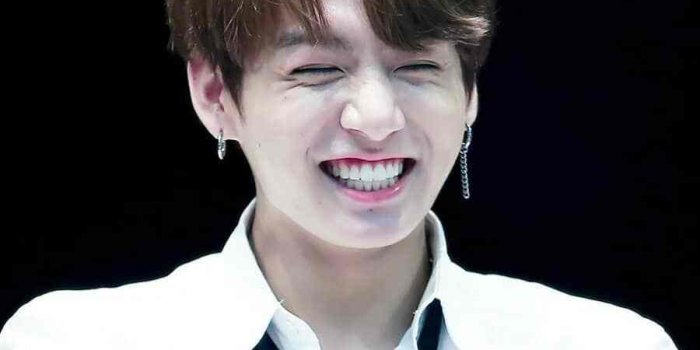 900x1628 Jin Bts Wallpaper Iphone - (51+) Group Wallpapers