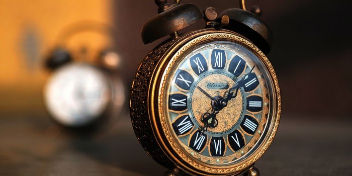 2560x1785 Clock Wallpaper 29 - [2560x1785]