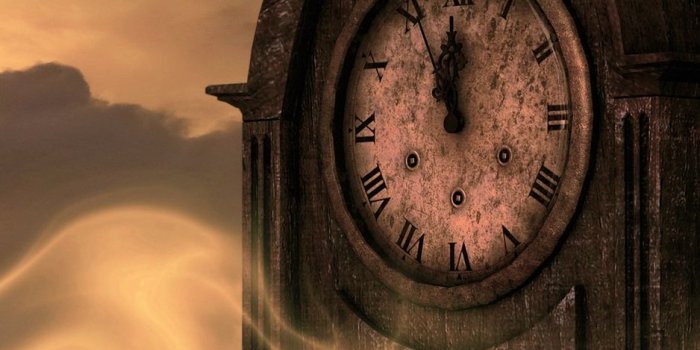 938x1668 Download wallpaper 938x1668 clock, fantasy, mysterious, girl, time