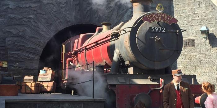 1600x1200 Second Take: At The Wizarding World of Harry Potter, the magic is in