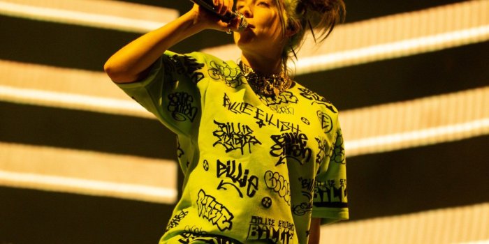 1600x1200 Sickness couldn't stop rising star Billie Eilish from stunning at