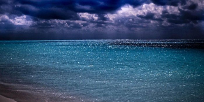 1680x982 Sky: Clouds Dark Ocean Blue Sky Stormy Skies Wallpaper for HD 16:9