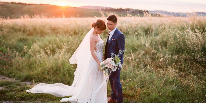1600x1200 Romantic pre-wedding shoot in the heart of Tuscany | Tuscany Couples
