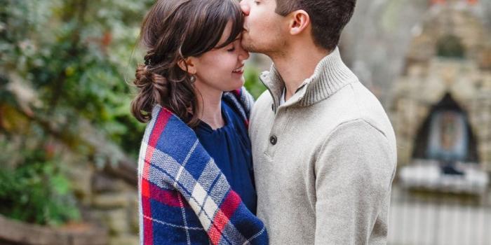 1000x1498 500+ Forehead Kiss Pictures | Download Free Images on Unsplash