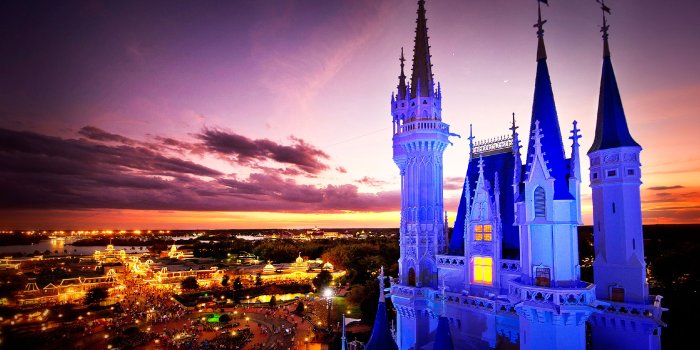 2560x1440 Merry Christmas from Magic Kingdom Park | Disney Parks Blog