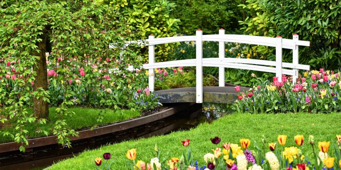 5120x3200 Small Garden Pond with Bridge, Spring Flowers ❤ 4K HD Desktop