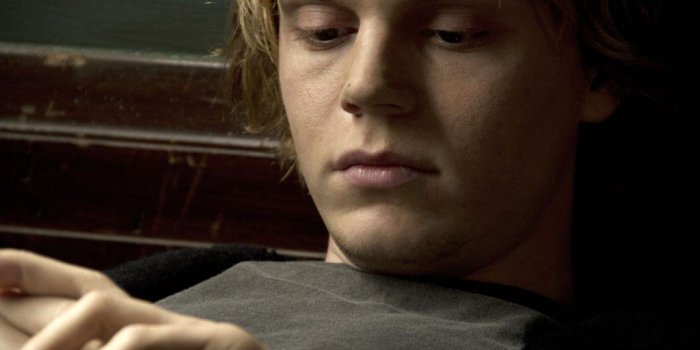 1024x768 Evan Peters Backgrounds for Desktop | wallpaper23