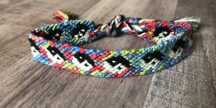 3000x2250 Tie Dye Yin Yang Bracelet