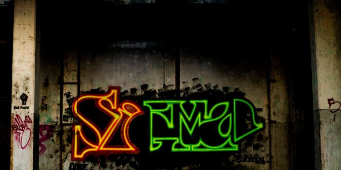 5331x3549 orange black and green graffiti free image | Peakpx