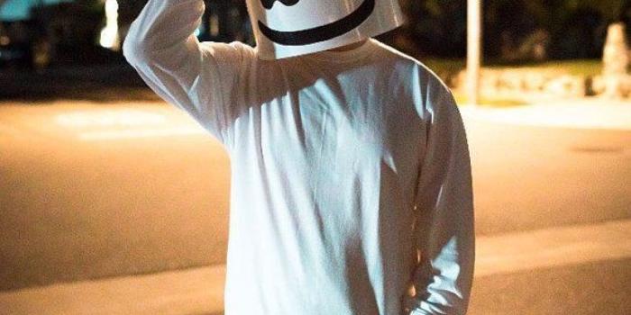 1368x855 Wallpaper Iphone Alone - wallpaper iphone