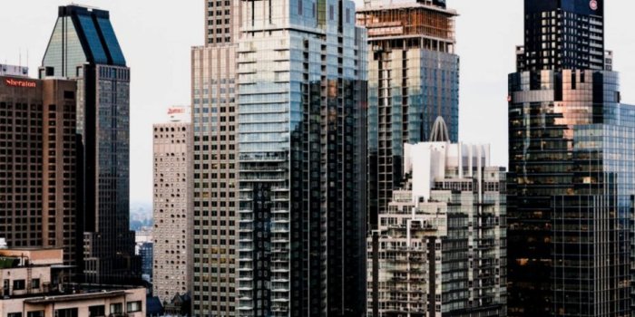 930x1394 Winter Blue City Skyline Photography Wallpaper | Barong Wallpapers