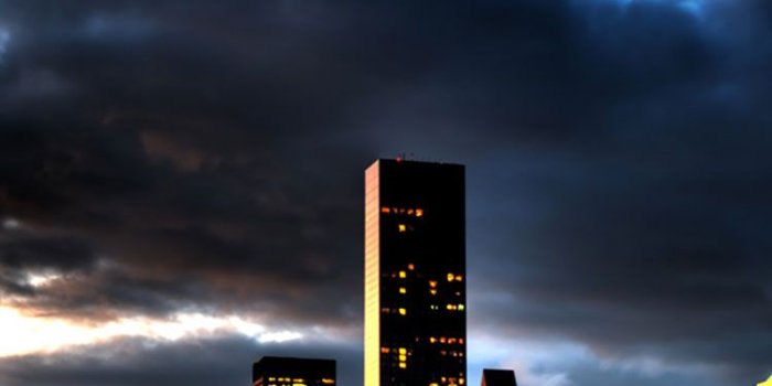 750x1334 50 HD City iPhone Wallpapers